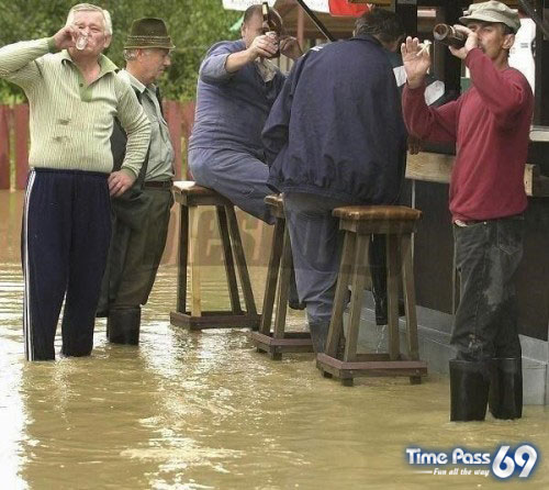Funny Activitiy During Flood