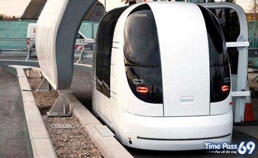 Innovative Taxis without Drivers