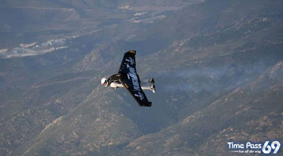 Human Flying Jet Machine