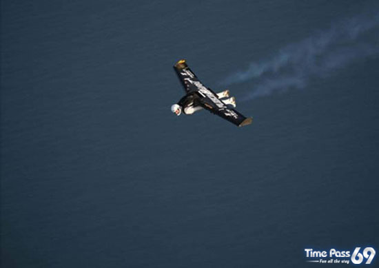Human Flying Jet Machine