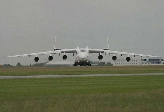 Russian Antonov 225-The World Biggest Airplane