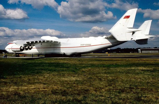 Russian Antonov 225-The World Biggest Airplane