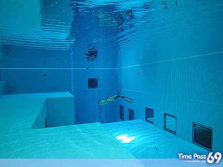 Deepest Swimming Pool in The World -  Nemo 33