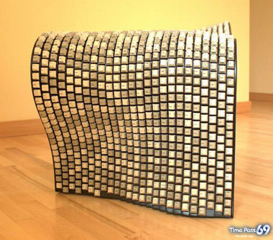 Keyboard Bench  Enclosed with 2000 Keys