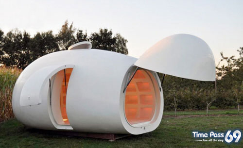 Amazing Mini Egg House by dmvA