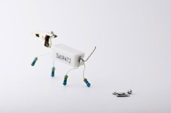 How to turn Spare Radio Parts into Art