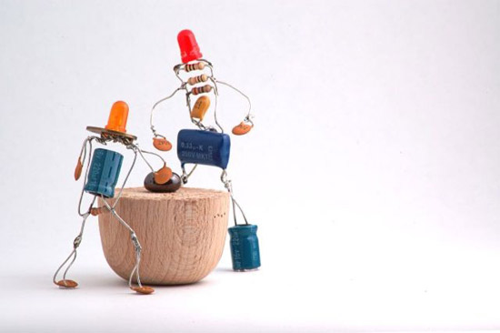 How to turn Spare Radio Parts into Art