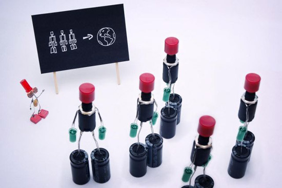 How to turn Spare Radio Parts into Art
