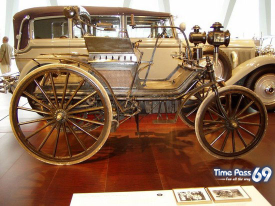 Mercedes Benz Museum In Stuttgart