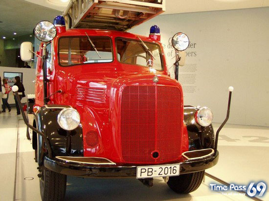 Mercedes Benz Museum In Stuttgart