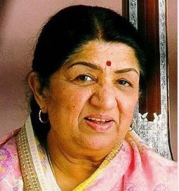 Lata Mangeshkar Family Photos