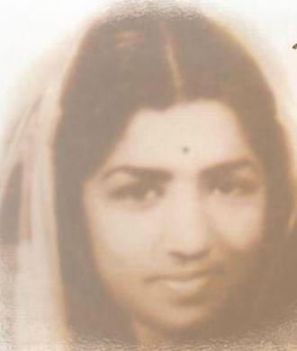 Lata Mangeshkar Family Photos