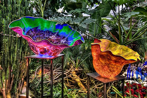 Beautiful Flowers Art Made Out of Glass