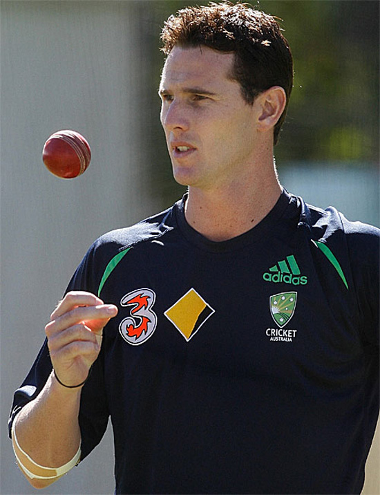 Top 10 World Best Fast Bowlers in Cricket