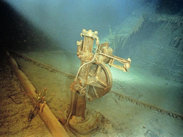 Amazing Underwater Images of Titanic-100 years after Titanic disaster