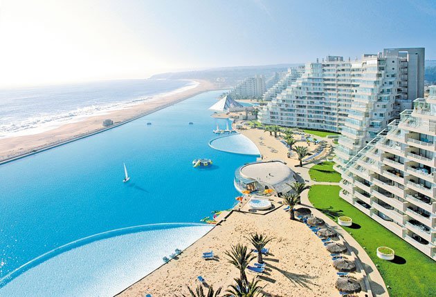 World's Largest Outdoor Swimming Pool