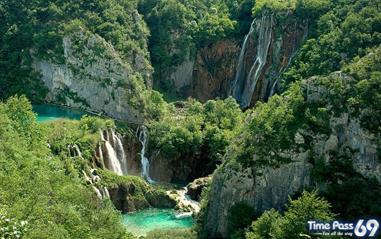 Amazing Water Falls