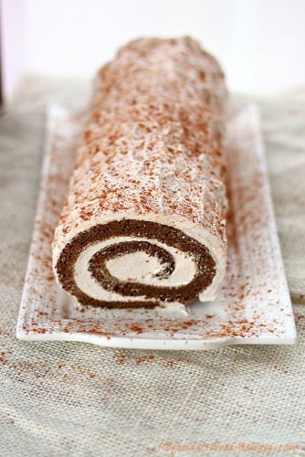 10 Celestial Christmas Roll Cakes