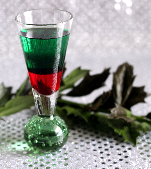 15 Christmas Drinks And Shots To Try This Holiday Season