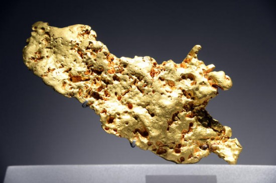 Earth's treasures go on show in Paris