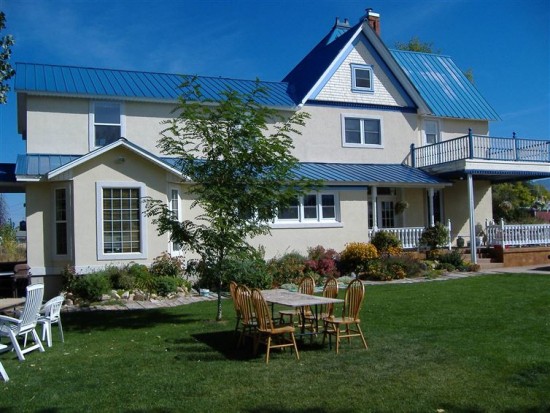 It Looks Like Your Typical Family Home. But Once You See The Backyard, You'll Think Twice