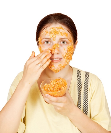 Best Homemade Face Packs for Brides with Dry Skin