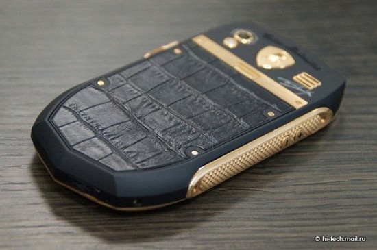 Gold mobile phone Most expencive mobiles in the world Costelest mobiles in the world  Mobiles with goldcoated frames