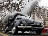Weird and unusual artworks  worlds most bizarre statues and sculptures Strange Sculptures Around The Worl