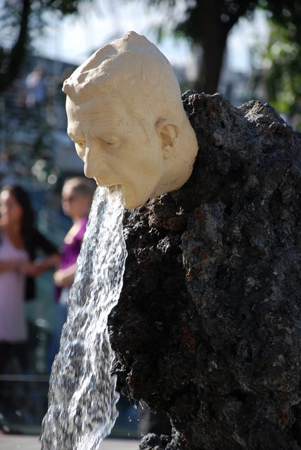 Weird and unusual artworks  worlds most bizarre statues and sculptures Strange Sculptures Around The Worl