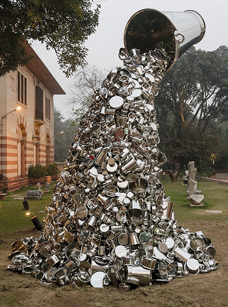 Weird and unusual artworks  worlds most bizarre statues and sculptures Strange Sculptures Around The Worl