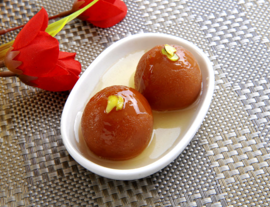 Kuch meetha ho jaaye.. 10 desi sweets that redefine desserts!