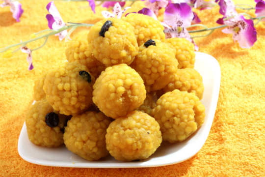 Kuch meetha ho jaaye.. 10 desi sweets that redefine desserts!