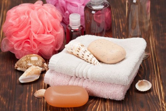 5 Simple Steps To Give Yourself A Rejuvenating Foot Spa At Home