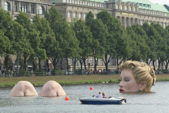 Amazing Giant Sculptures Most Amazing Giant Sculptures in The World