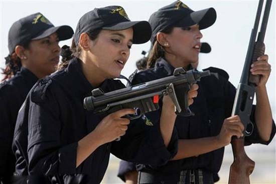 Beautiful Women Soldiers From Around the World