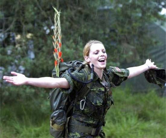Beautiful Women Soldiers From Around the World