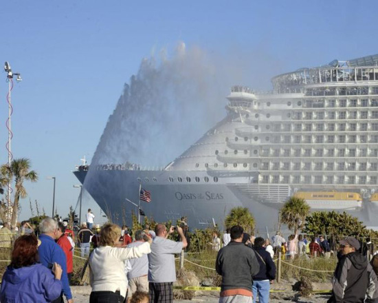 Oasis of The Sea-World Largest Cruise Ship