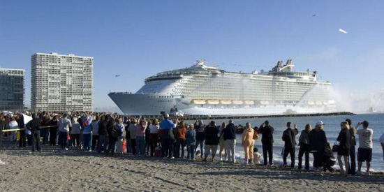 Oasis of The Sea-World Largest Cruise Ship