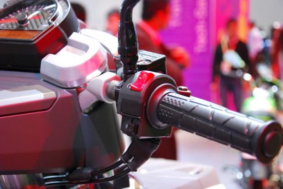 Hero Unveils Diesel Scooter Concept